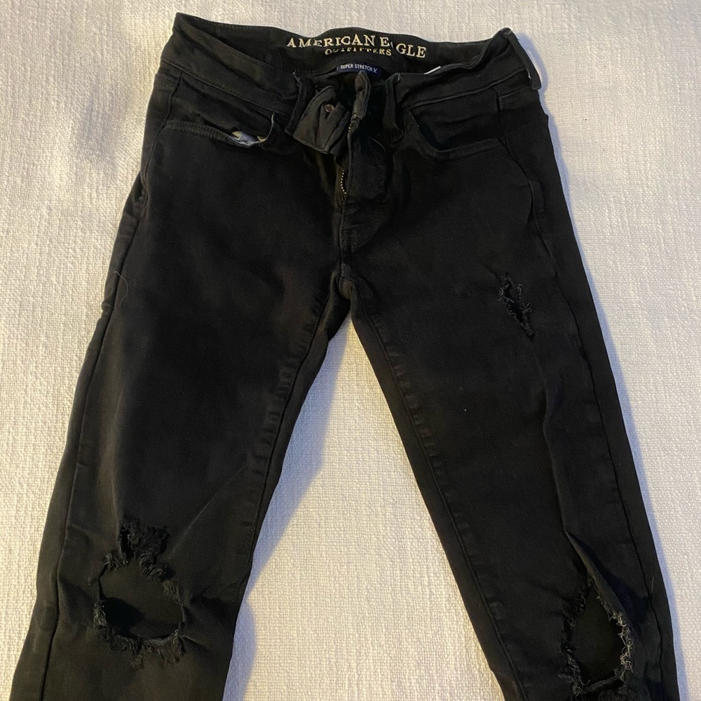 American Eagle black ripped jeans
